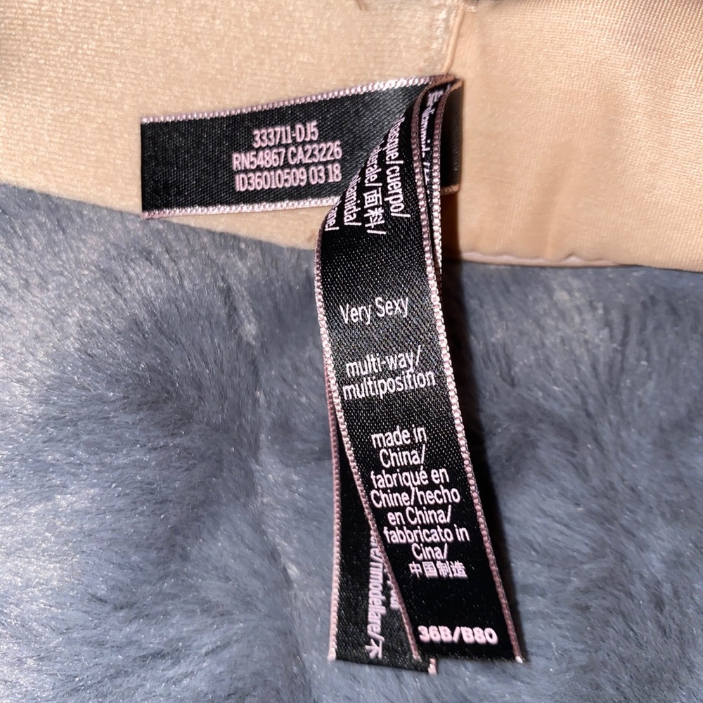 Victoria’s Secret Strapless push-up bra